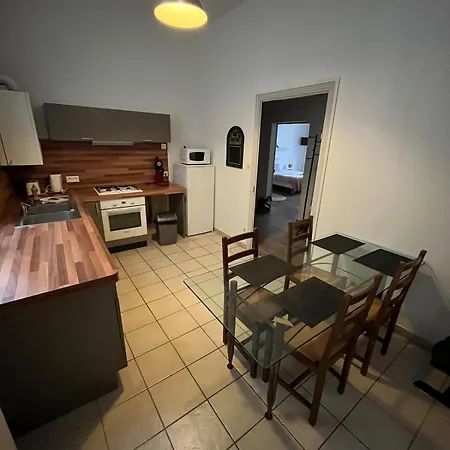 Doutre Terrasse- 2ch Apartment